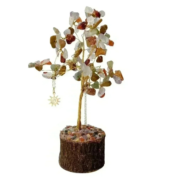 Gold sun necklace, dainty minimalist sunshine jewelry - Picture 9 of 12